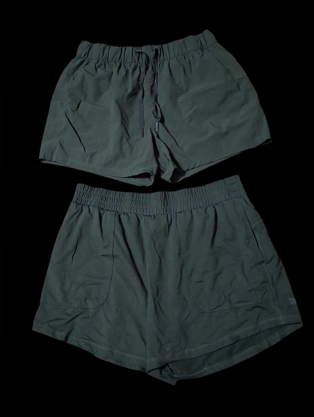 Clothes: Womens/juniors  Medium Athletic Shorts Duo- Army Green